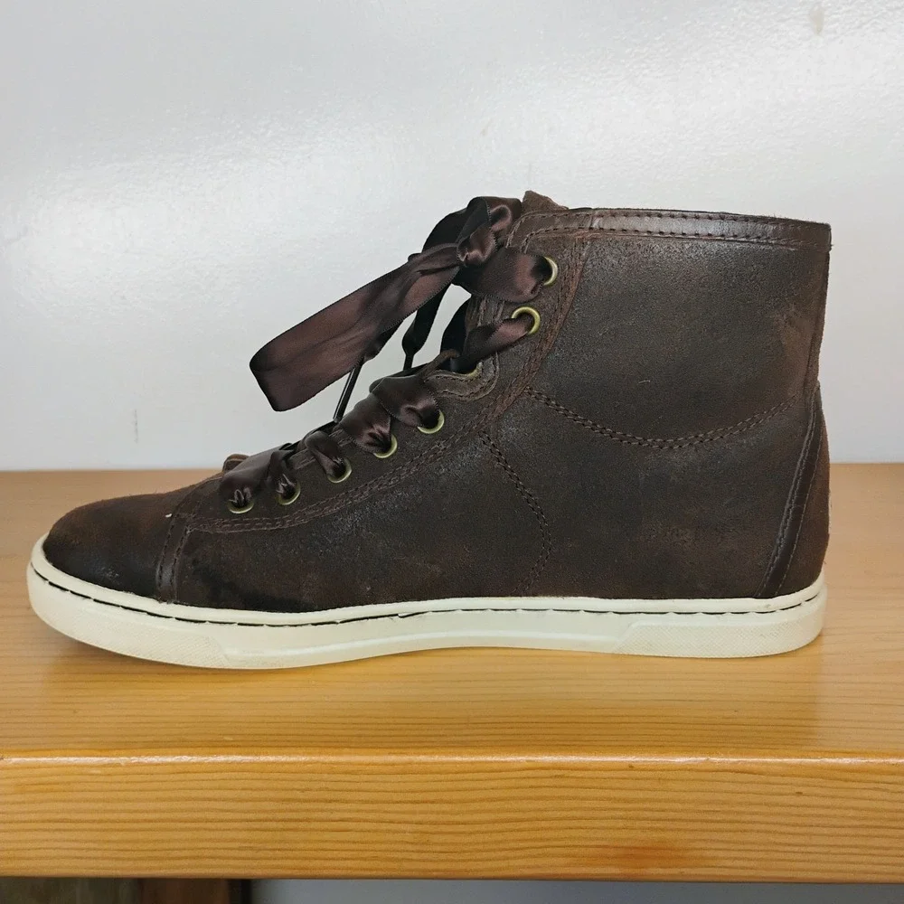 UGG Australia‎ Blaney Crystals Brown Leather Ankle Booties Womens Size 7 Shoes